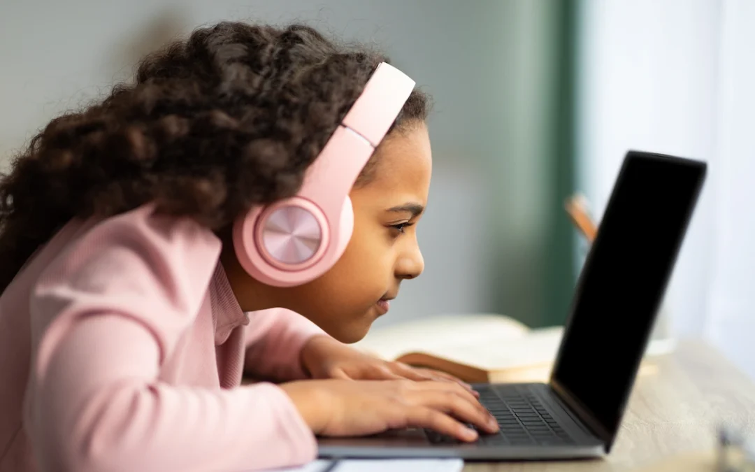 Does My Child Need Glasses? Signs Parents Should Watch For